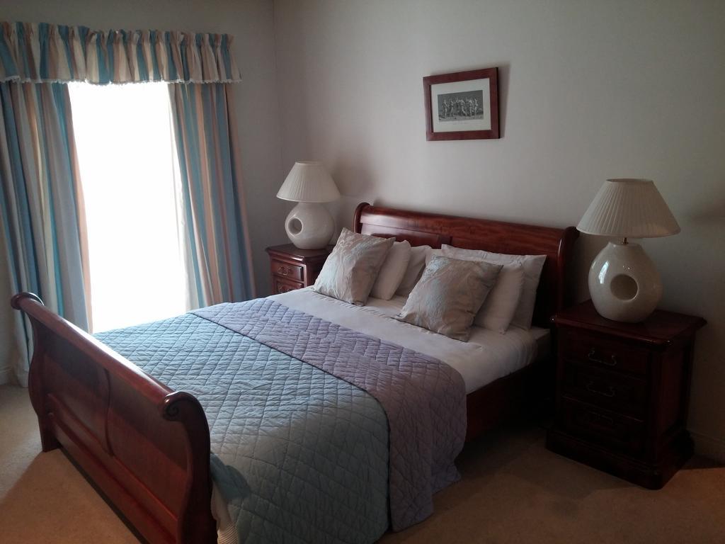Meath Arms Country Inn Aughrim Pokoj fotografie