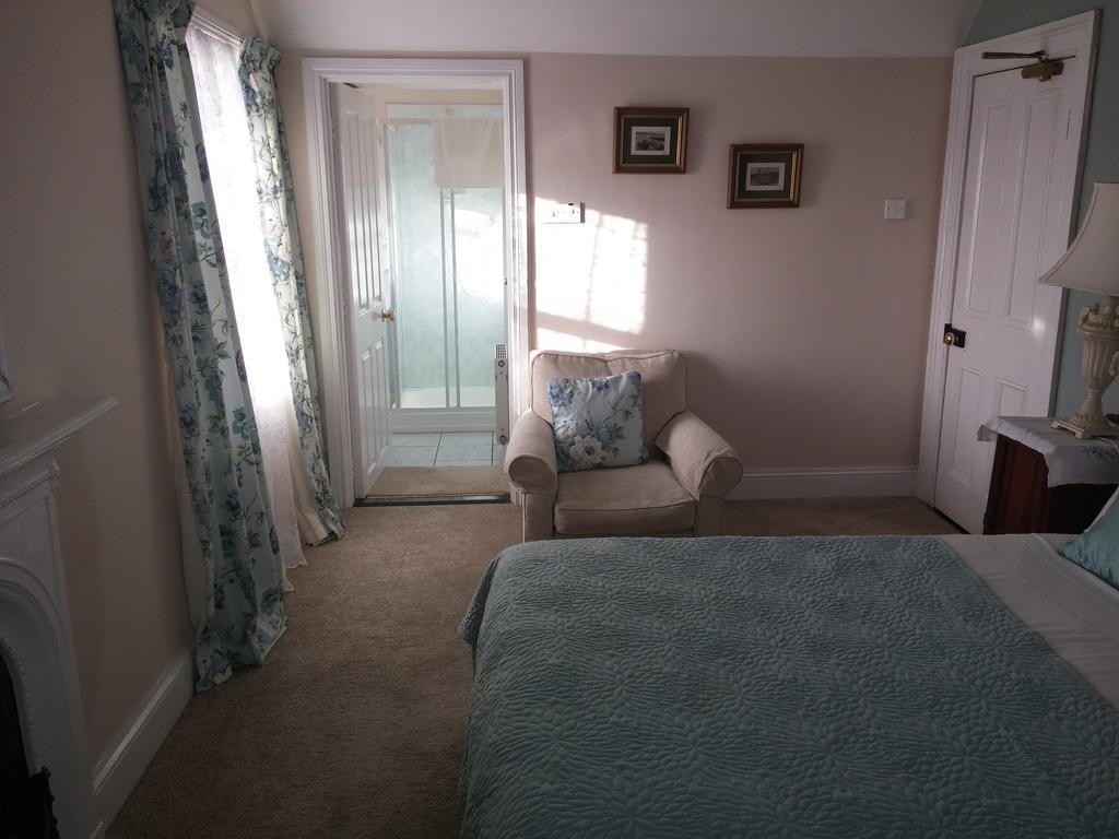 Meath Arms Country Inn Aughrim Exteriér fotografie