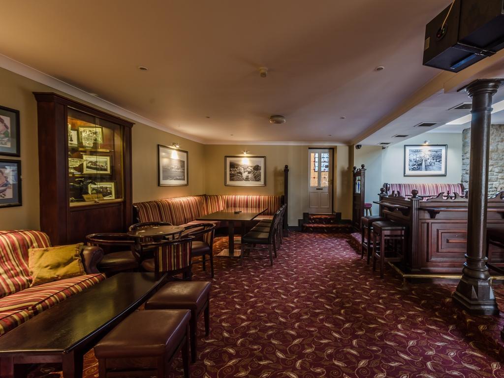 Meath Arms Country Inn Aughrim Exteriér fotografie
